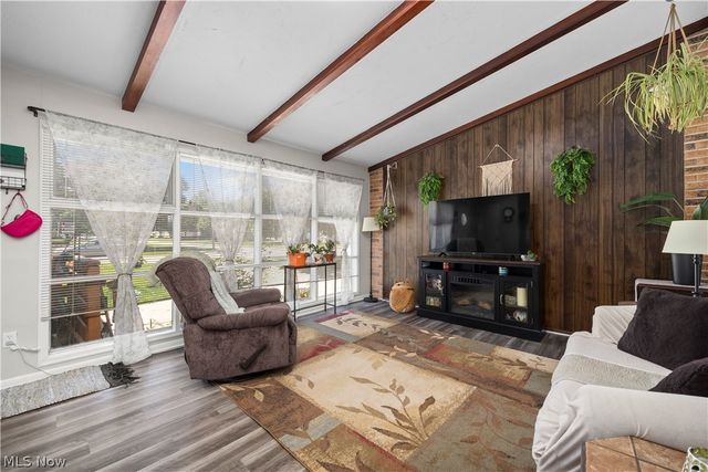300 Hickory Drive, Berea, OH 44017