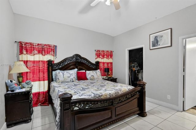 1809 SW 94th Ave, Miramar, FL 33025