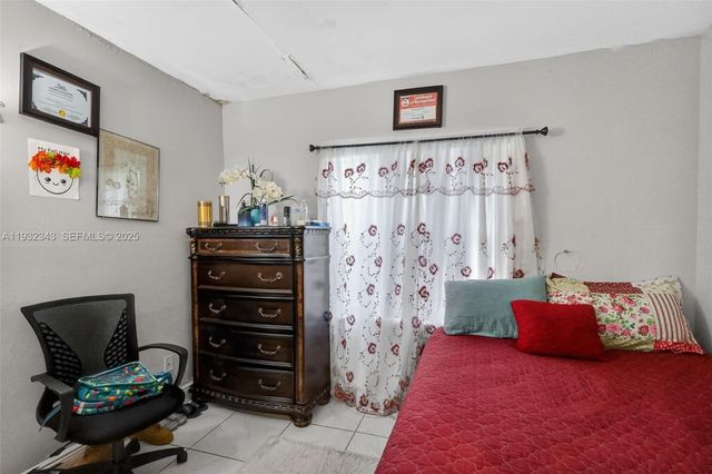 1809 SW 94th Ave, Miramar, FL 33025