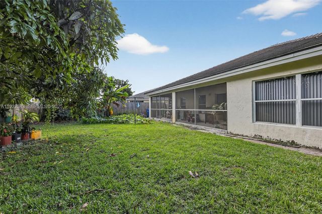 1809 SW 94th Ave, Miramar, FL 33025