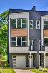209 Coxe Avenue A, Charlotte, NC 28208