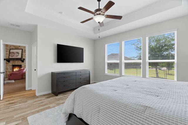 1101 Pinnacle Breeze Drive, Fort Worth, TX 76052