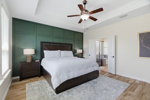1101 Pinnacle Breeze Drive, Fort Worth, TX 76052