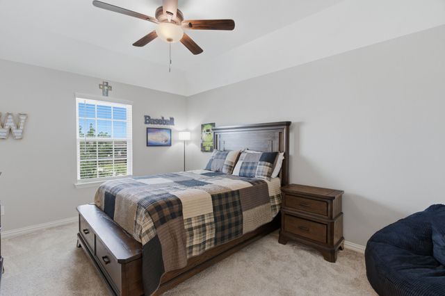 1101 Pinnacle Breeze Drive, Fort Worth, TX 76052