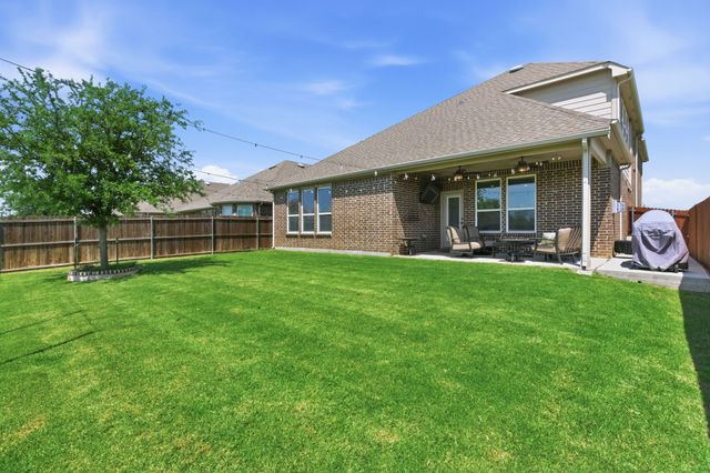 1101 Pinnacle Breeze Drive, Fort Worth, TX 76052