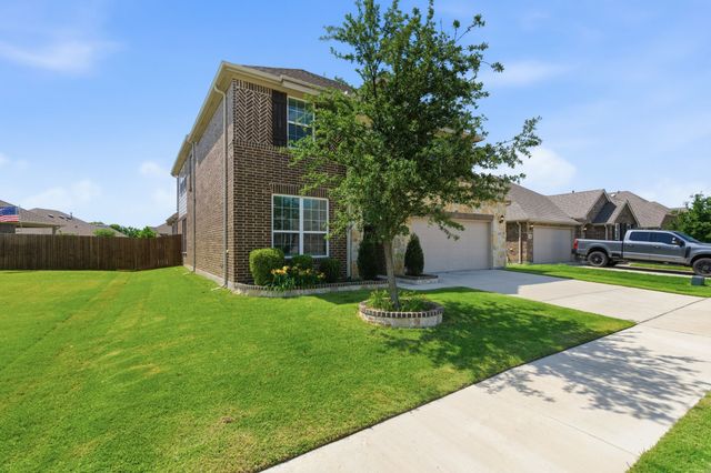 1101 Pinnacle Breeze Drive, Fort Worth, TX 76052