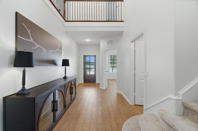 1101 Pinnacle Breeze Drive, Fort Worth, TX 76052