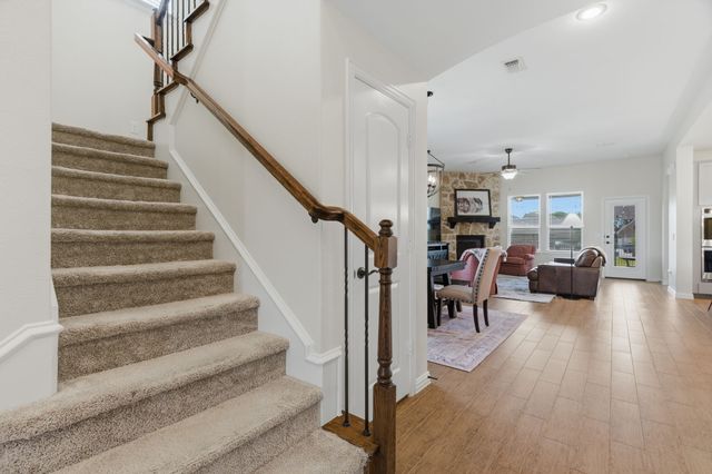 1101 Pinnacle Breeze Drive, Fort Worth, TX 76052