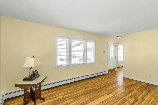 424 Hilda Street, East Meadow, NY 11554
