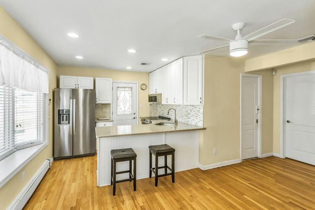 424 Hilda Street, East Meadow, NY 11554
