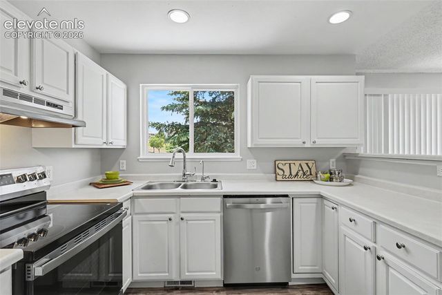 1010 Magic Lamp Way A, Monument, CO 80132