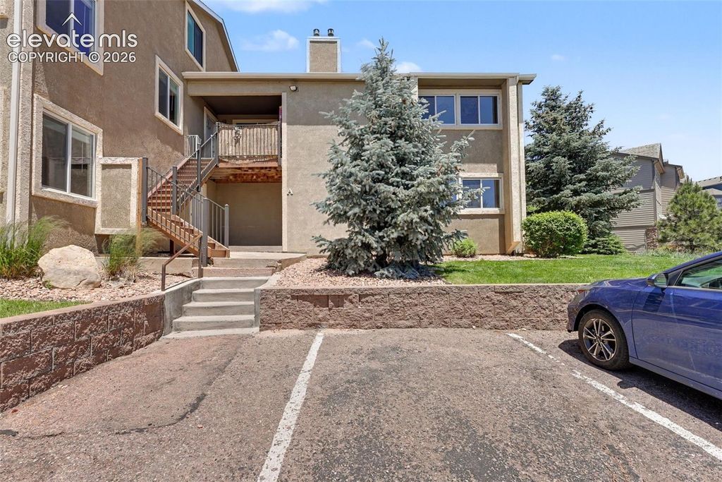 1010 Magic Lamp Way A, Monument, CO 80132