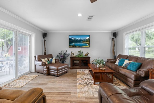 2812 Mccarley Drive, Commerce, TX 75428