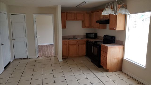 3700 Radford Road, Fort Worth, TX 76119