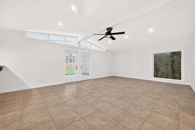 5422 Hummingbird Street, Houston, TX 77096