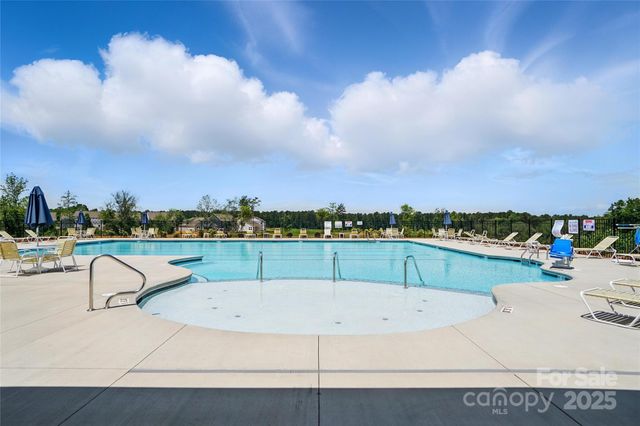 1437 Ardmore Drive, Sherrills Ford, NC 28673