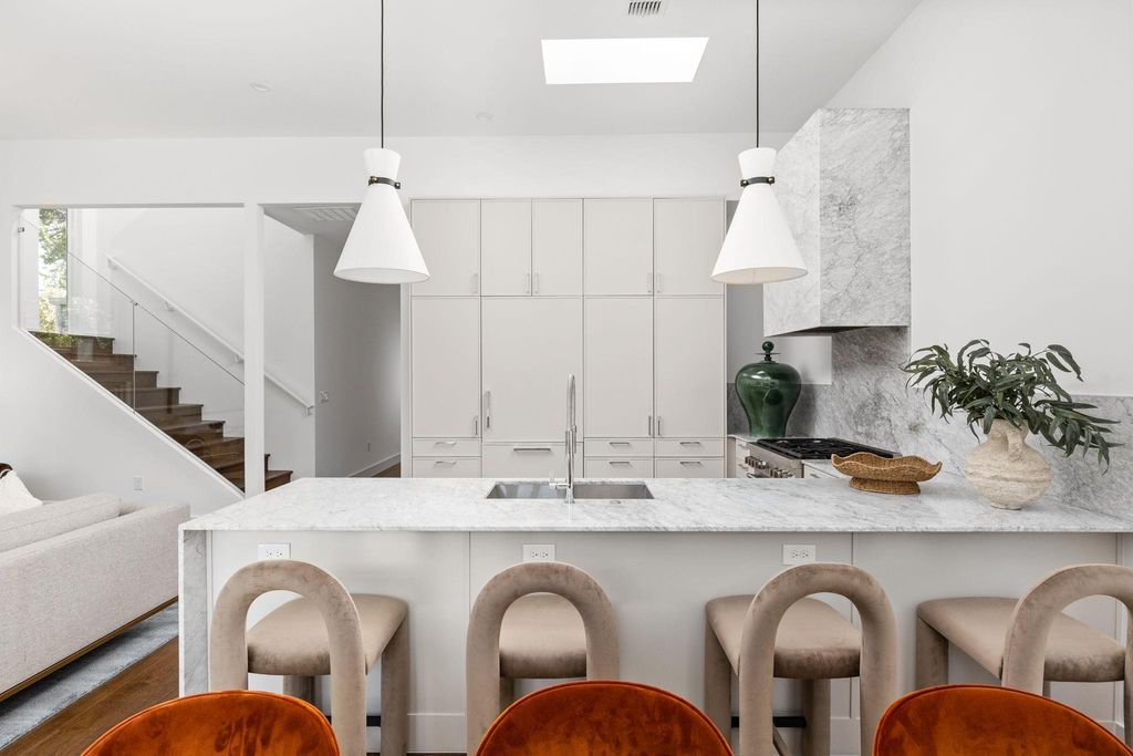 127 Frederick, Austin, TX 78704