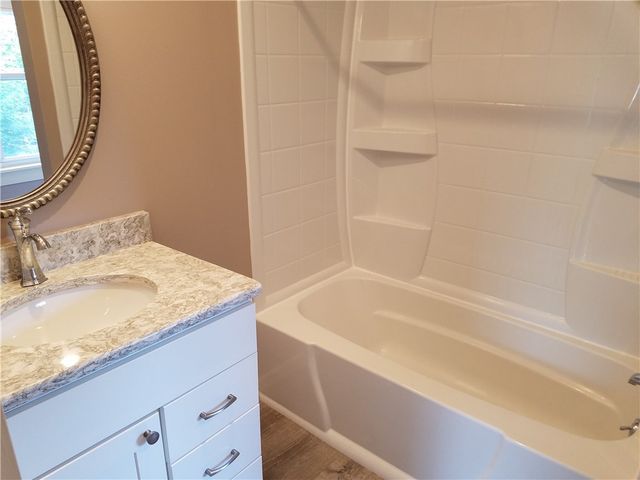 49 Merton Road 2, Newport, RI 02840
