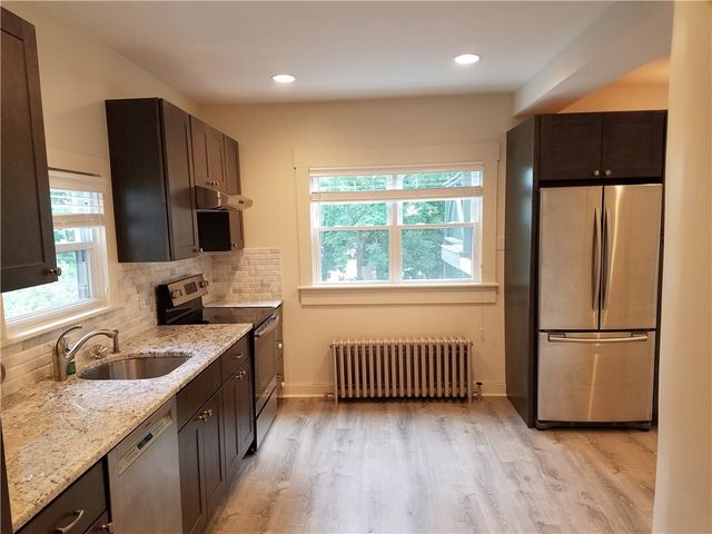 49 Merton Road 2, Newport, RI 02840