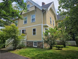 49 Merton Road 2, Newport, RI 02840