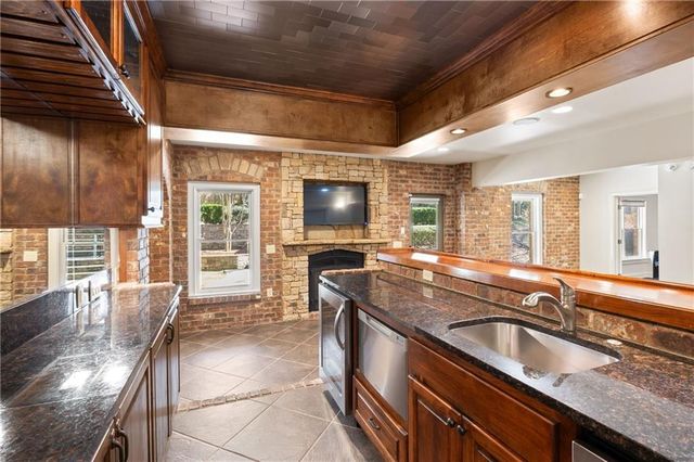 2551 Raintree Drive NE, Atlanta, GA 30345