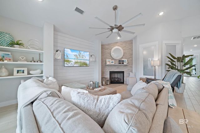 270 Cypress Bend Drive, Gulf Shores, AL 36542