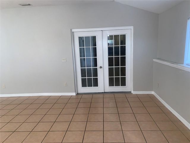 10202 BONNIE BAY COURT, Tampa, FL 33615
