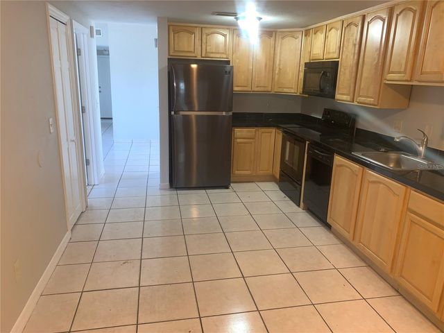 10202 BONNIE BAY COURT, Tampa, FL 33615