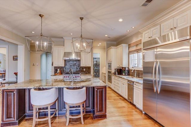 9258 ENCLAVE GREEN LN E, Germantown, TN 38139