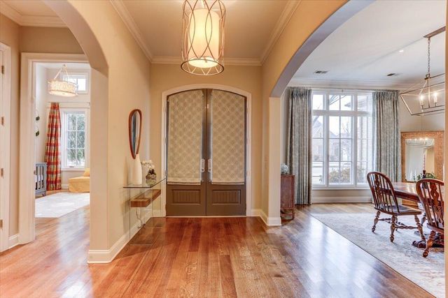 9258 ENCLAVE GREEN LN E, Germantown, TN 38139