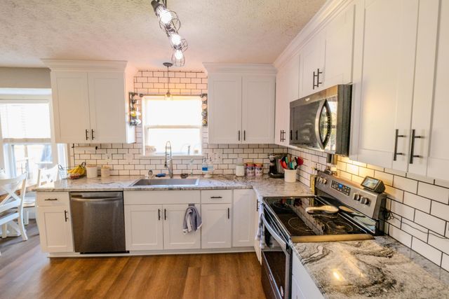 6614 Winbarr Way, Canal Winchester, OH 43110