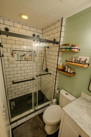 6614 Winbarr Way, Canal Winchester, OH 43110