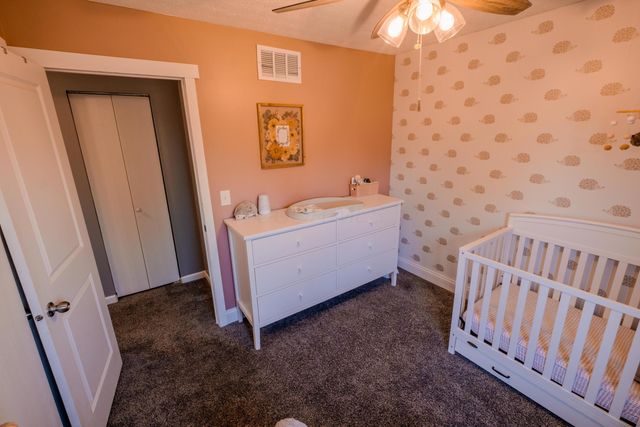 6614 Winbarr Way, Canal Winchester, OH 43110