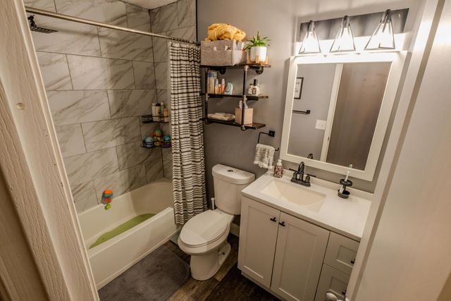 6614 Winbarr Way, Canal Winchester, OH 43110