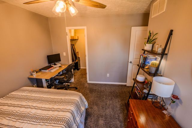 6614 Winbarr Way, Canal Winchester, OH 43110