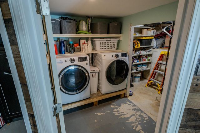 6614 Winbarr Way, Canal Winchester, OH 43110