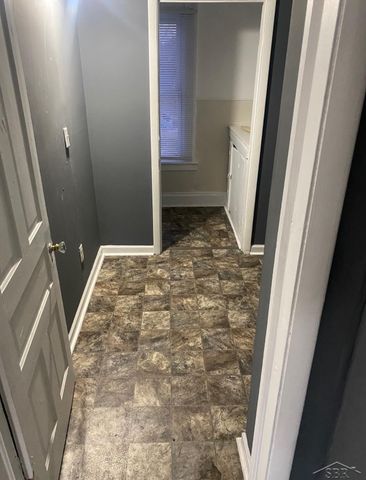 800 Mackinaw Street, Saginaw, MI 48602