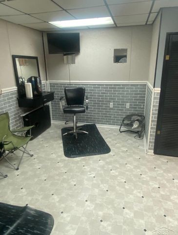 800 Mackinaw Street, Saginaw, MI 48602