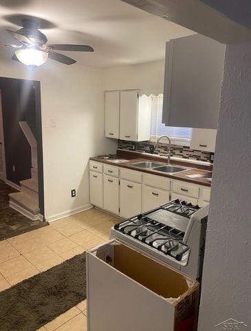 800 Mackinaw Street, Saginaw, MI 48602