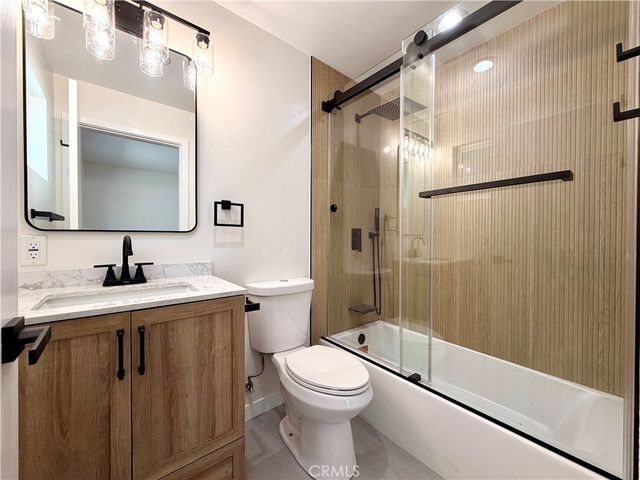 18756 Cohasset Street, Reseda, CA 91335