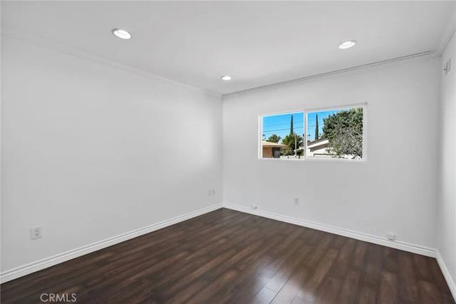 1353 Thompson Avenue, Glendale, CA 91201