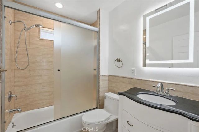 1353 Thompson Avenue, Glendale, CA 91201
