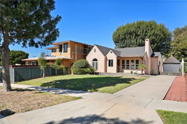 1353 Thompson Avenue, Glendale, CA 91201