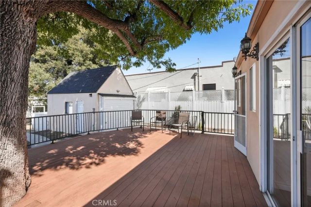 1353 Thompson Avenue, Glendale, CA 91201