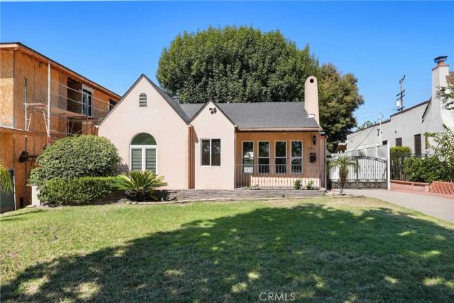 1353 Thompson Avenue, Glendale, CA 91201