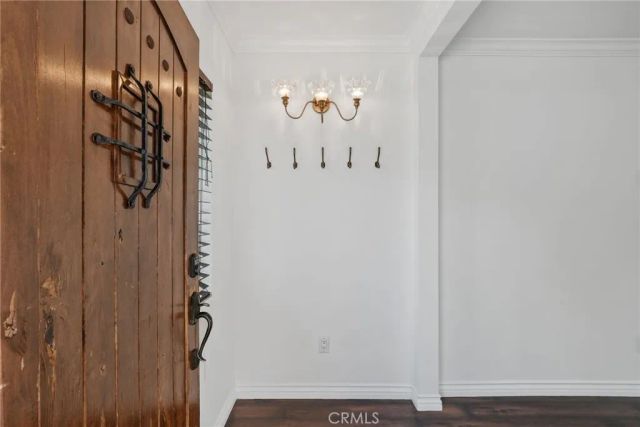 1353 Thompson Avenue, Glendale, CA 91201