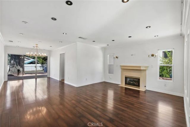 1353 Thompson Avenue, Glendale, CA 91201