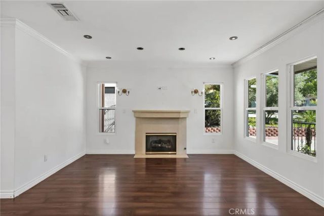 1353 Thompson Avenue, Glendale, CA 91201