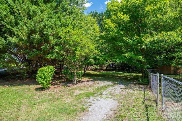 214 23rd Street NW, Hickory, NC 28601