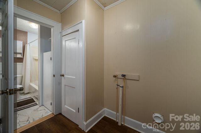 214 23rd Street NW, Hickory, NC 28601